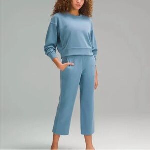 NWT Lululemon Softstreme HR Straight Leg Crop